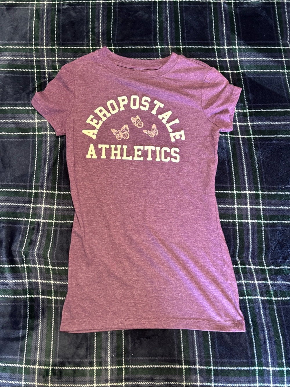 Aeropostale dark purple tee with yellow accents.Size XS.